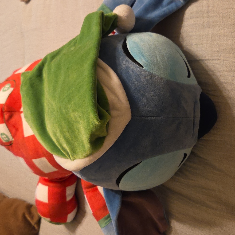 Disney Store Lilo & Stitch Cuddleez Stitch 24" Jumbo Plush - Picture 3 of 6